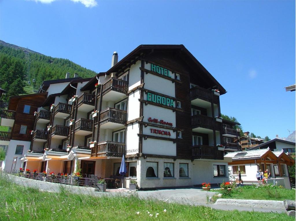 Hotel Europa Guest House Saas Fee Exteriör bild