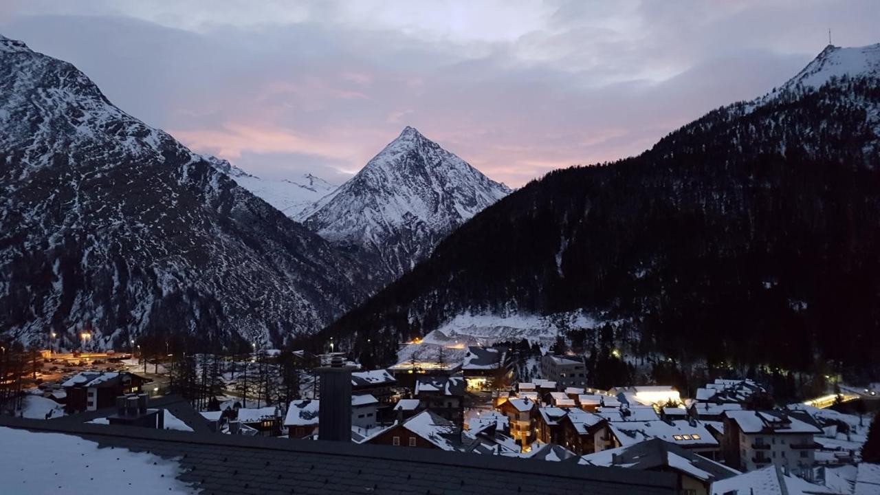 Hotel Europa Guest House Saas Fee Exteriör bild